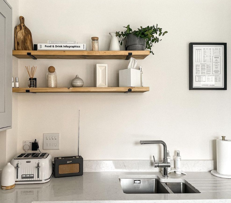 Rustic Shelf with Lipped Up Brackets, W22cm x D3.4cm